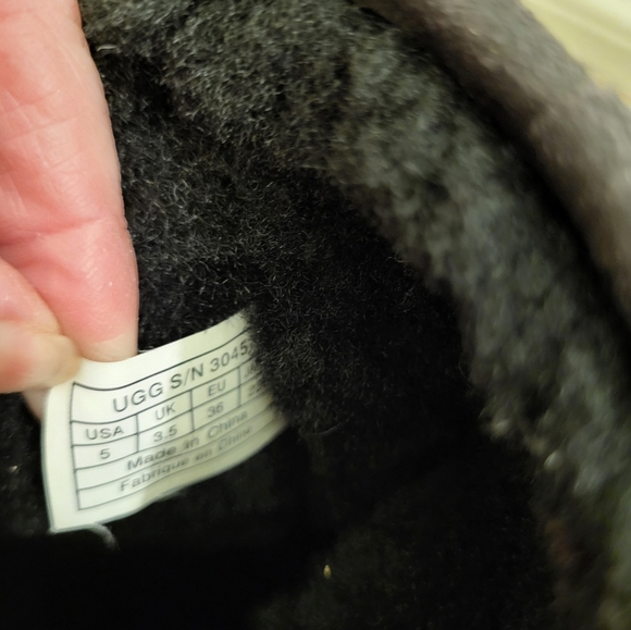 Jimmy Choo Ugg Suede Sora Black Fringe Boots Size 5 - Picture 6 of 6